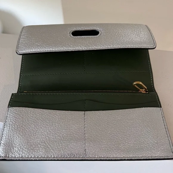 BURBERRY Silver Leather Highbury D-Ring Continental Wallet - Picture 7 of 13